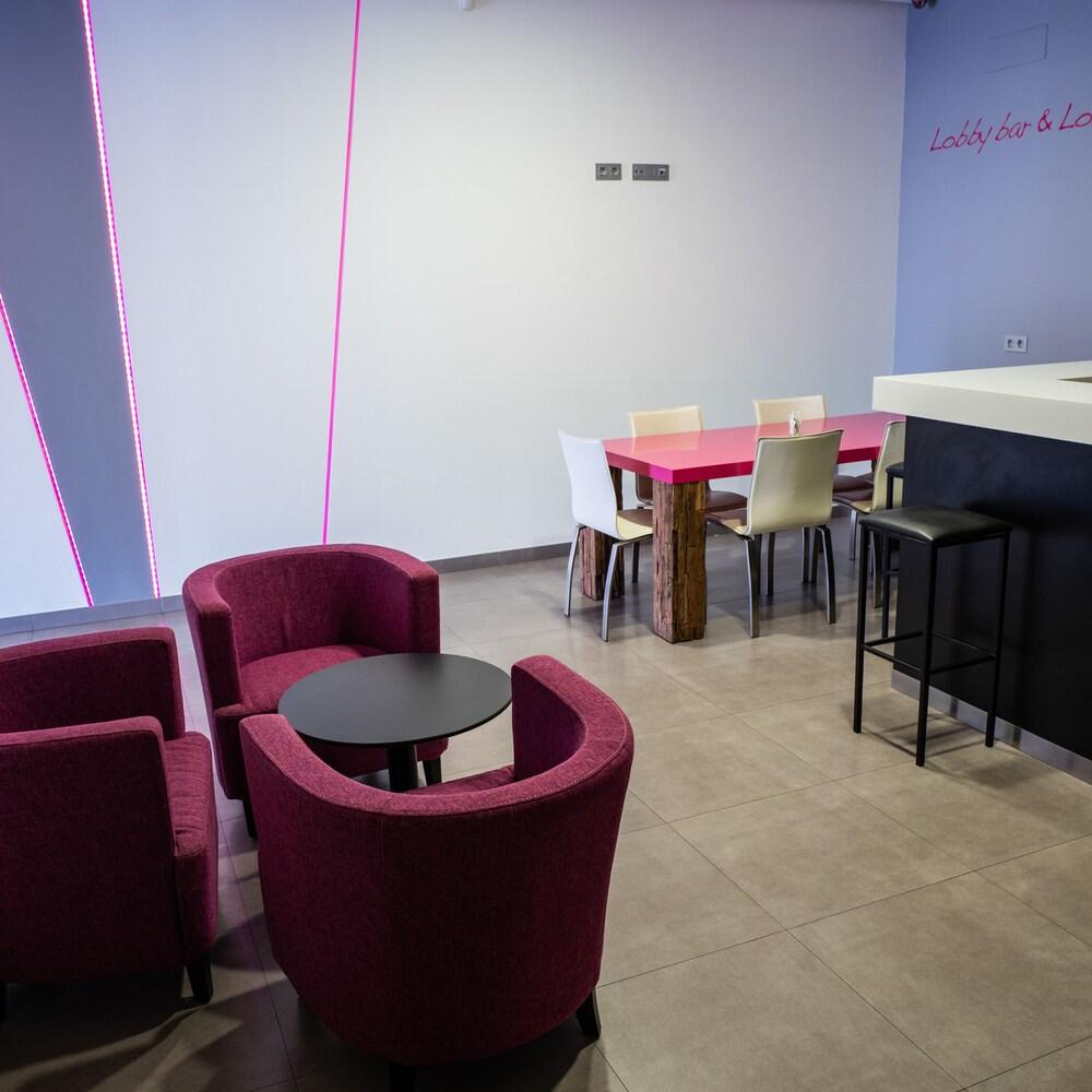 Alix Boutique Hotel อาร์เตโซ ภายนอก รูปภาพ